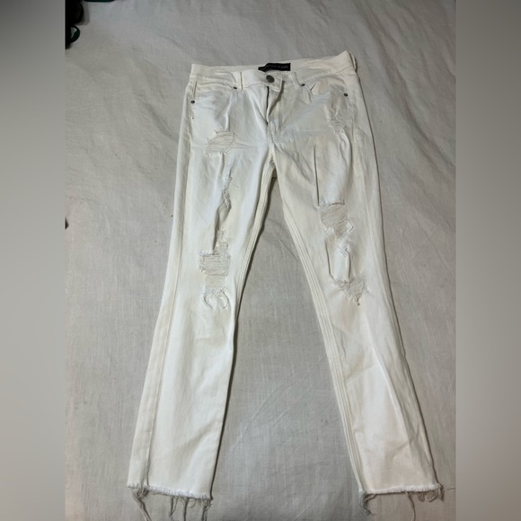 Express white jeans with rips size 12 - Picture 1 of 3